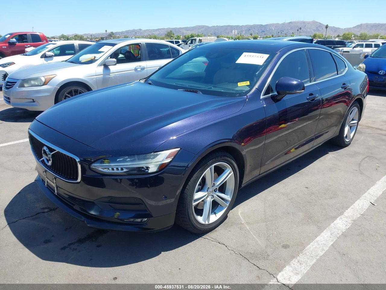 2017 VOLVO S90 T5 MOMENTUM · 2/11