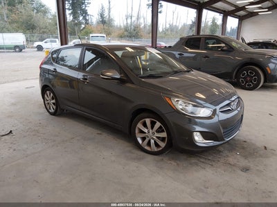 KMHCU5AE4DU****** · 2013 HYUNDAI ACCENT SE
