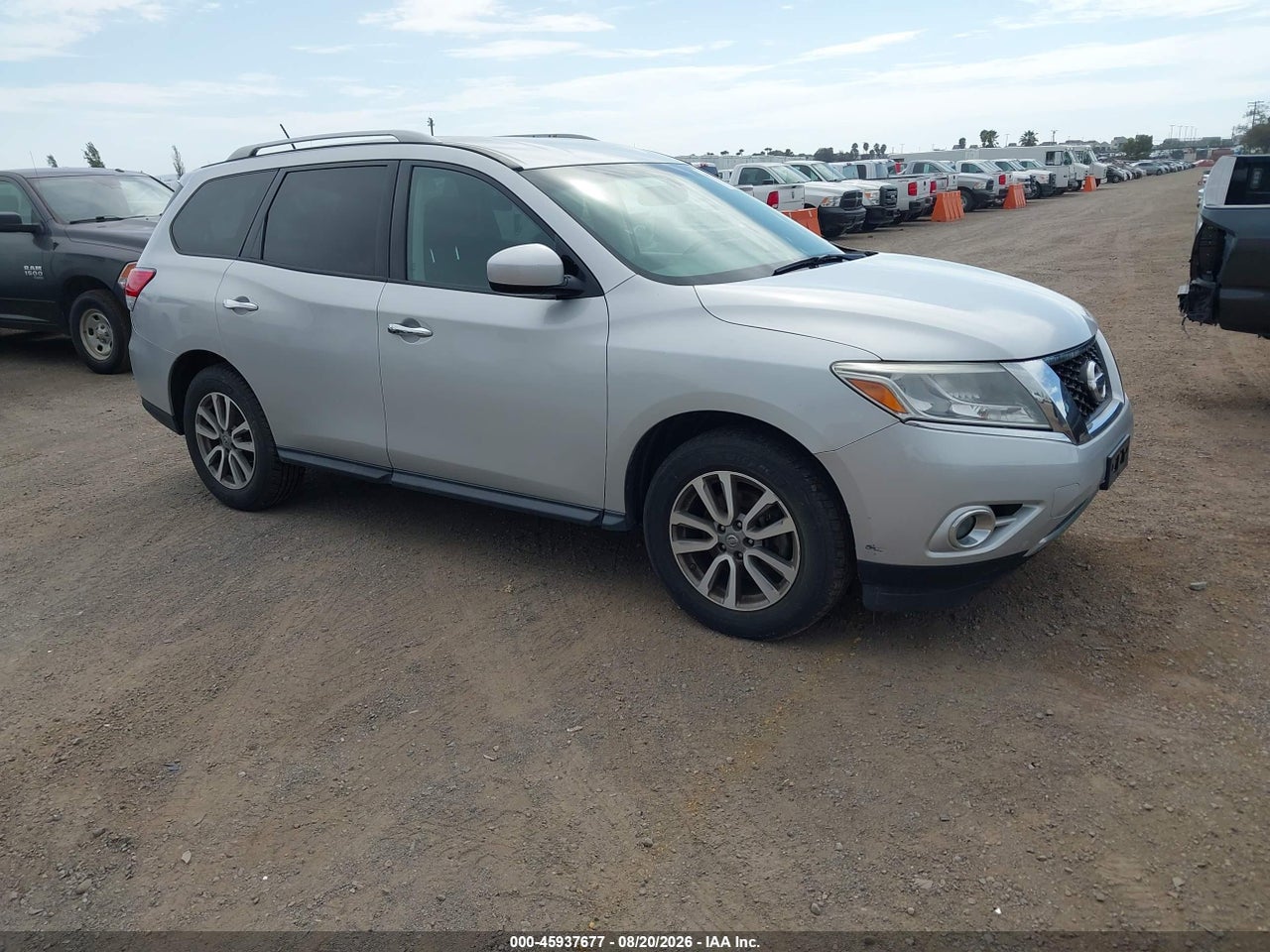2015 NISSAN PATHFINDER PLATINUM/S/SL/SV