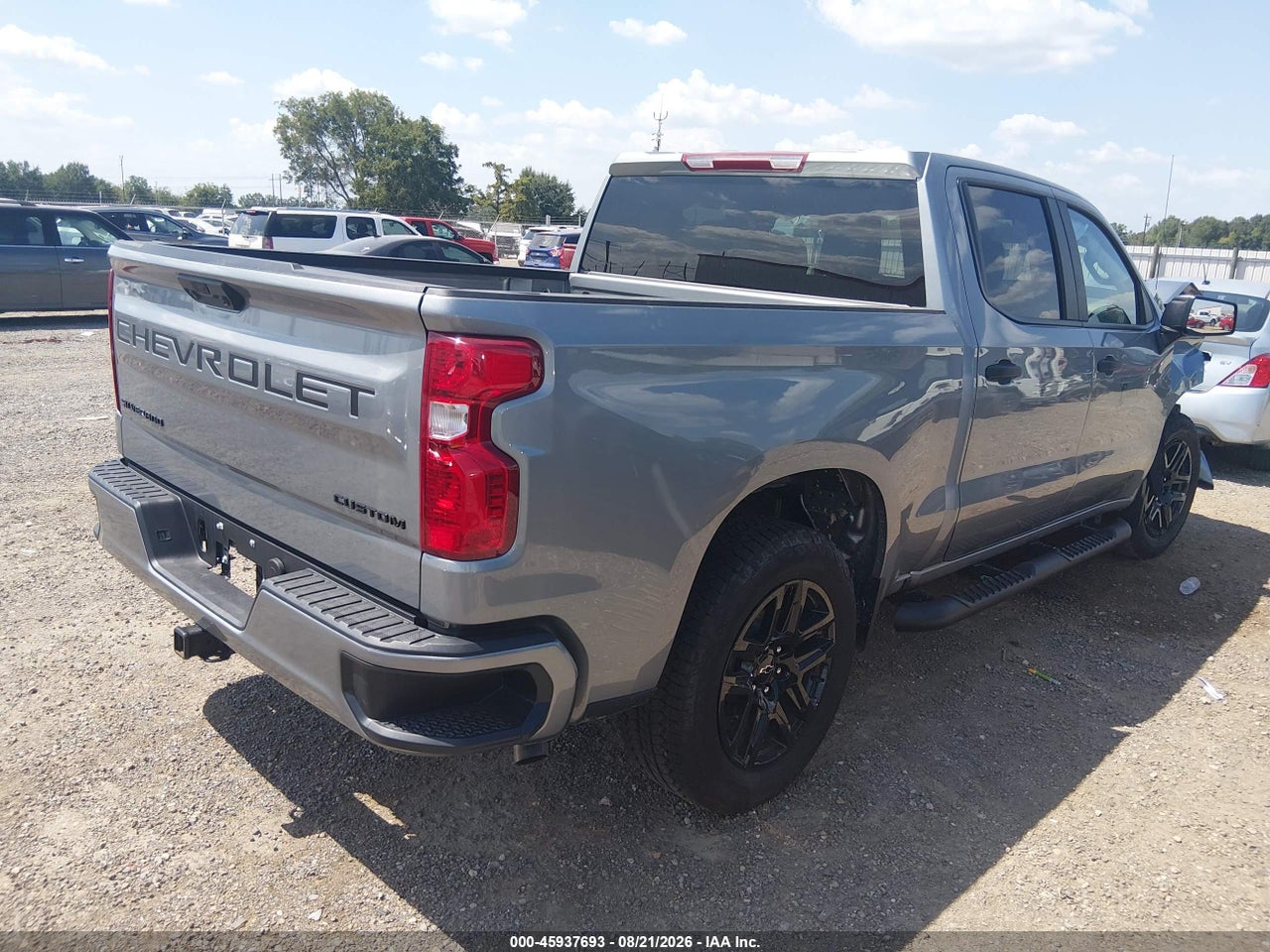 2026 CHEVROLET SILVERADO 1500 2WD  SHORT BED CUSTOM · 4/11