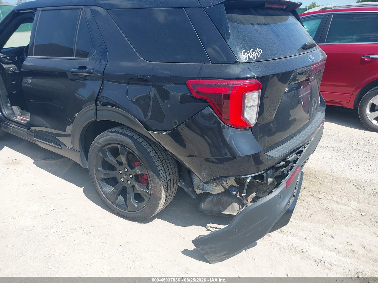 2021 FORD EXPLORER ST · 6/11