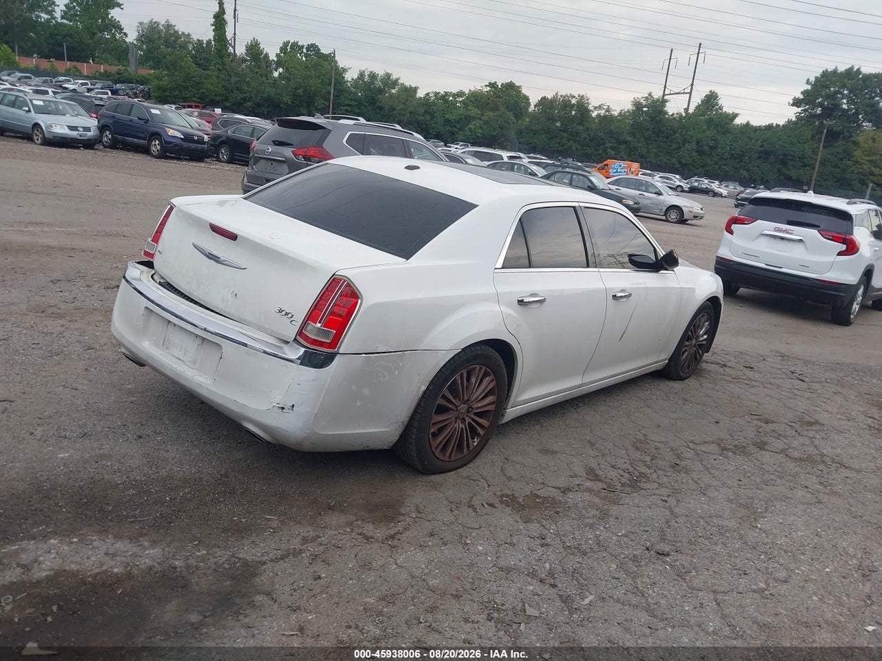 2011 CHRYSLER 300C AWD · 4/11