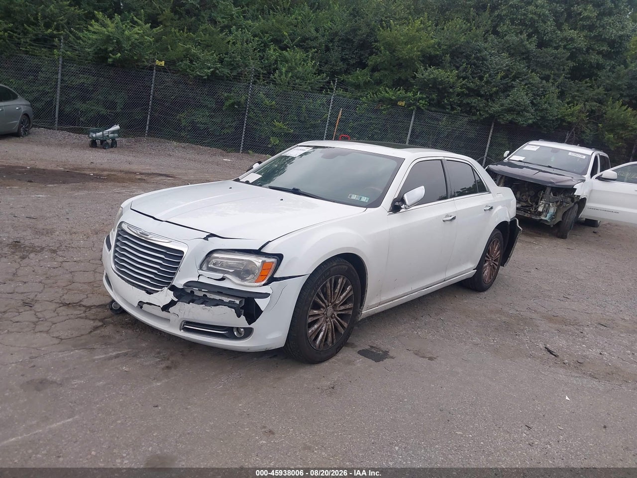 2011 CHRYSLER 300C AWD · 2/11
