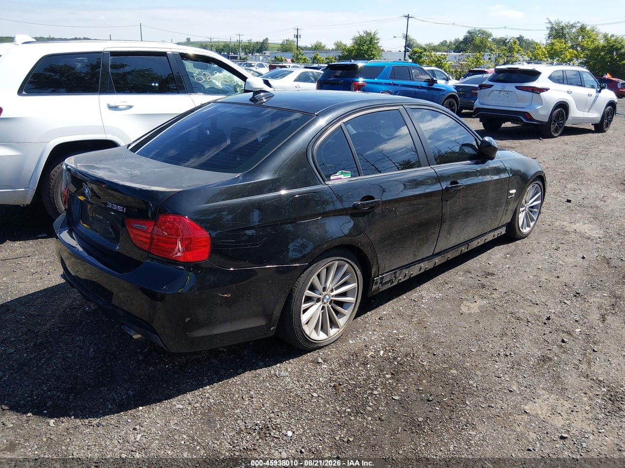 2011 BMW 335I XDRIVE · 4/11