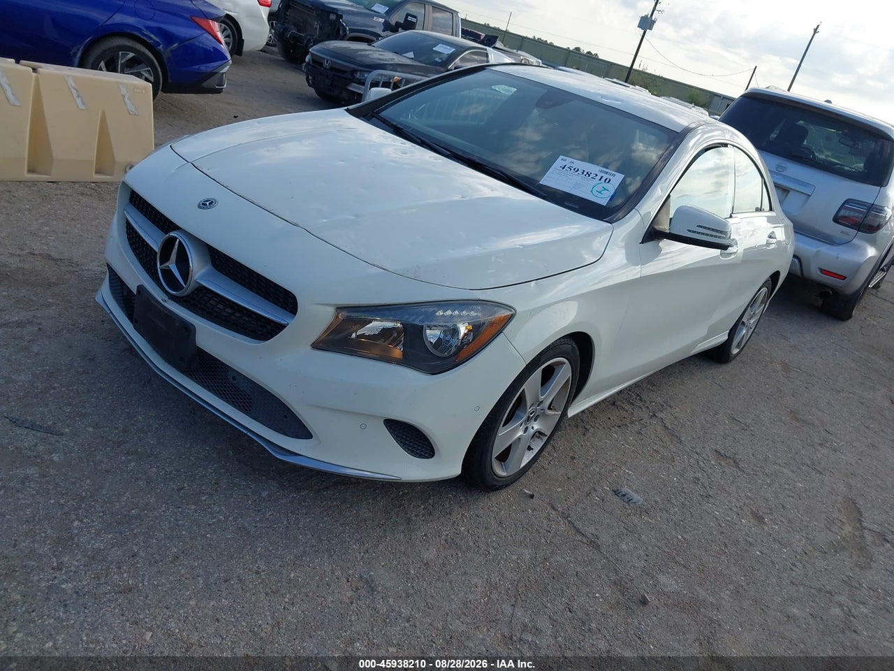 2018 MERCEDES-BENZ CLA 250   · 2/11