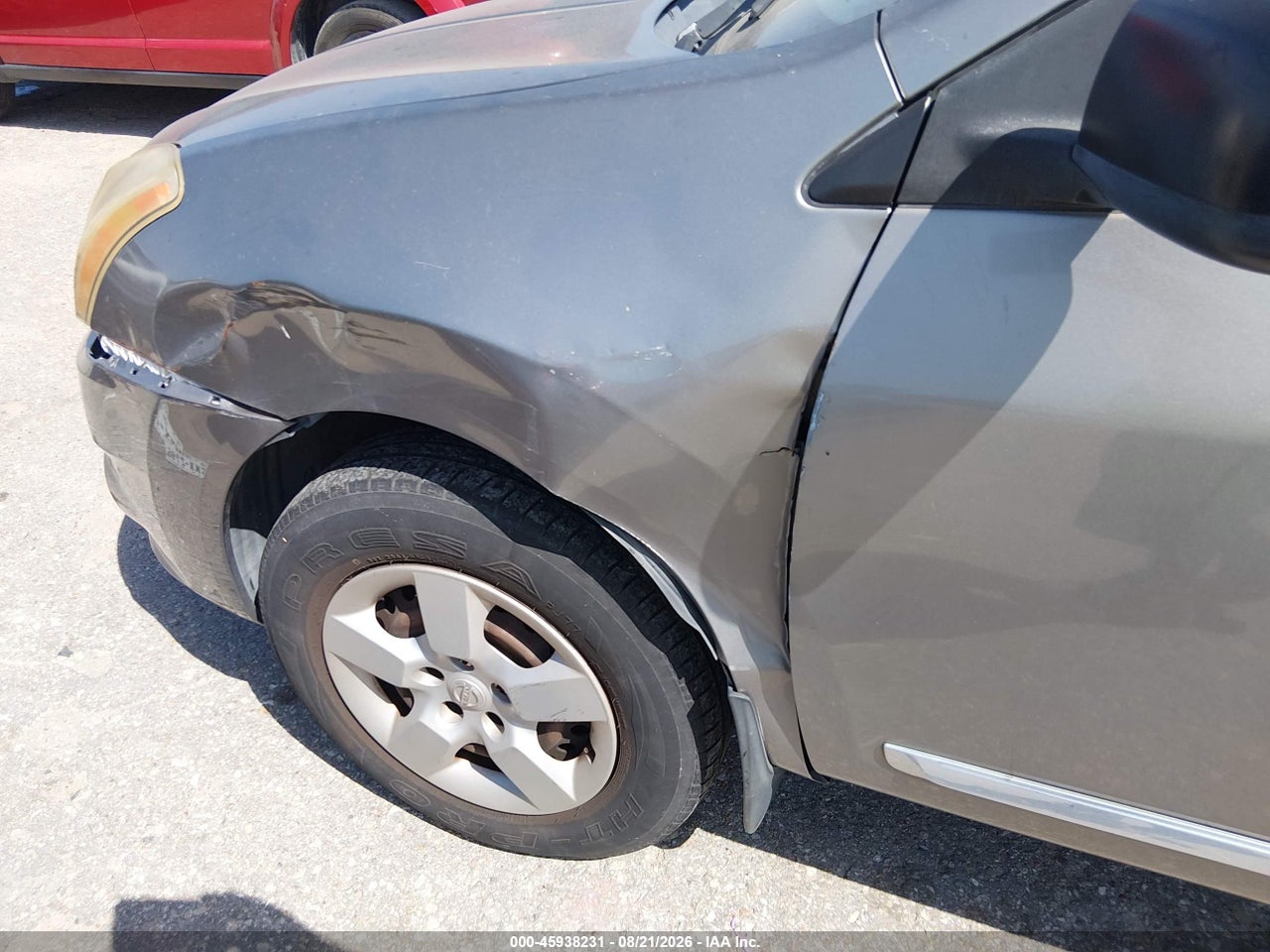 2012 NISSAN ROGUE S · 6/11