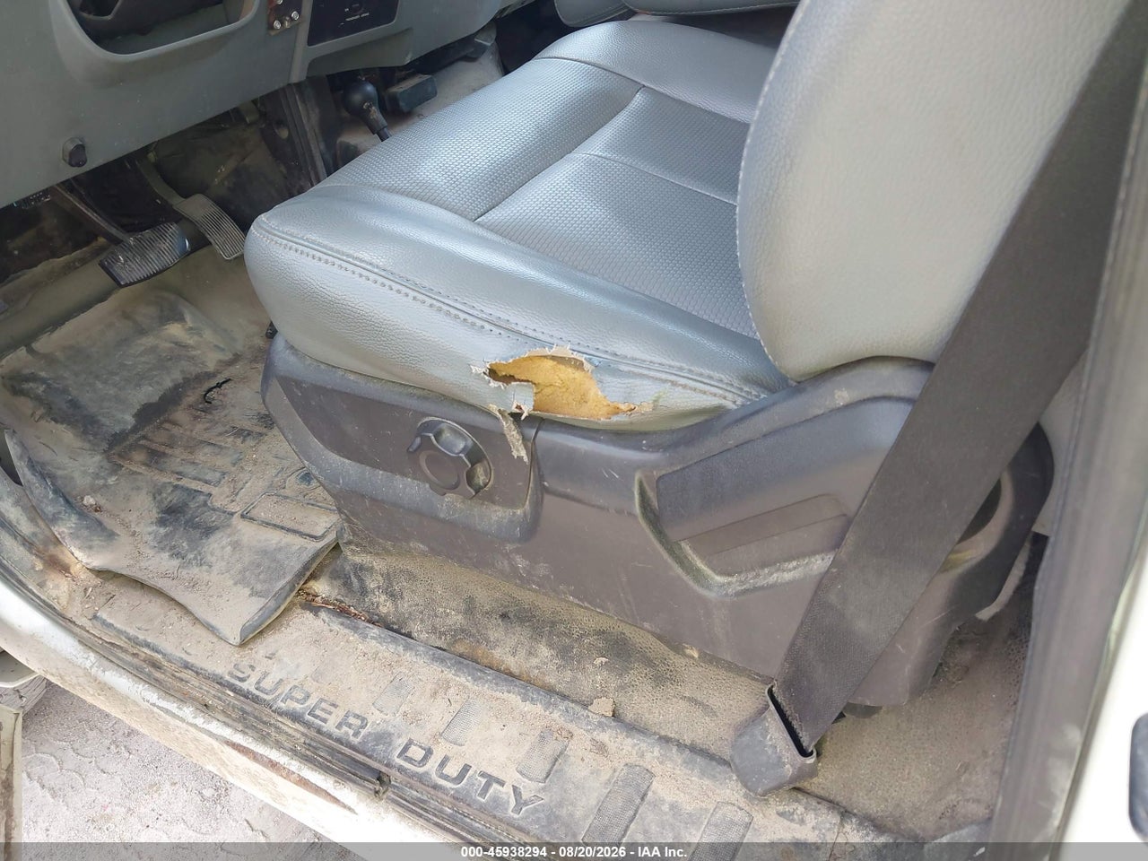 2012 FORD F-250 XL · 6/11