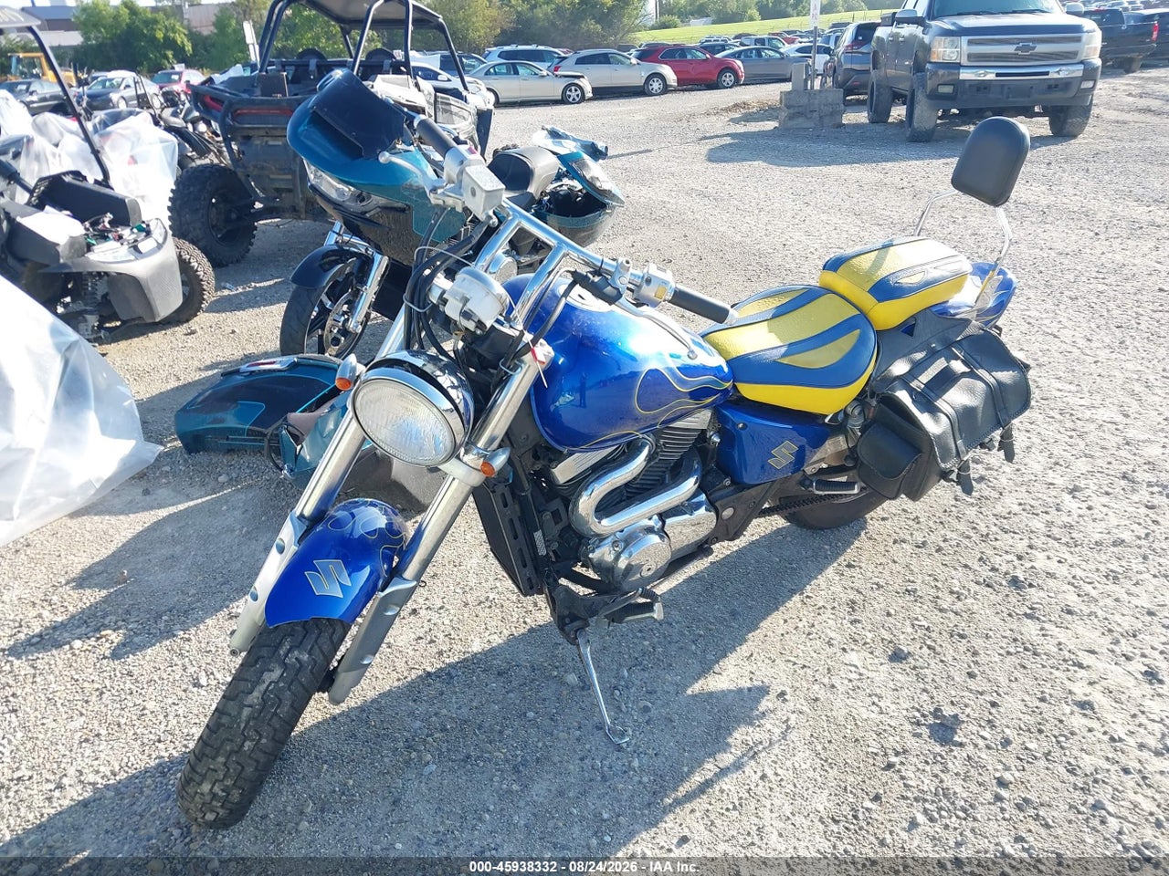 2004 SUZUKI VZ800 · 2/11