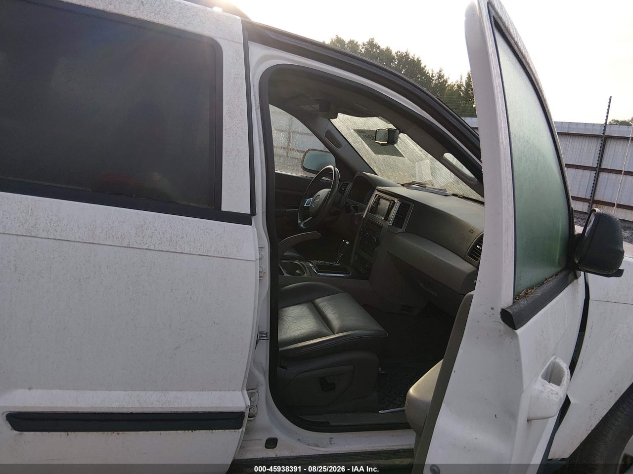 2008 JEEP GRAND CHEROKEE LAREDO · 5/11