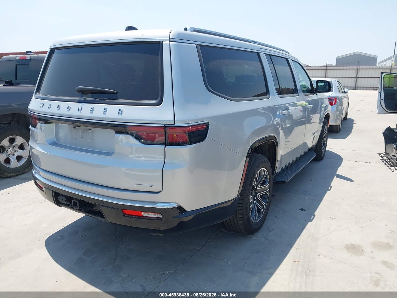 2024 JEEP WAGONEER L SERIES II 4X4 · 4/11