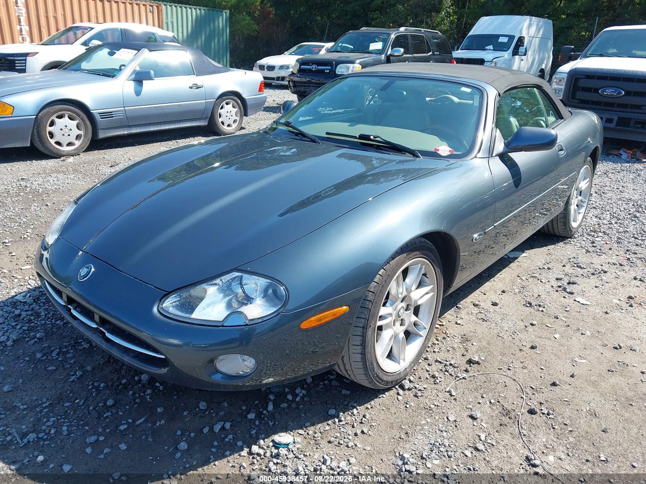 2001 JAGUAR XK8 · 2/11