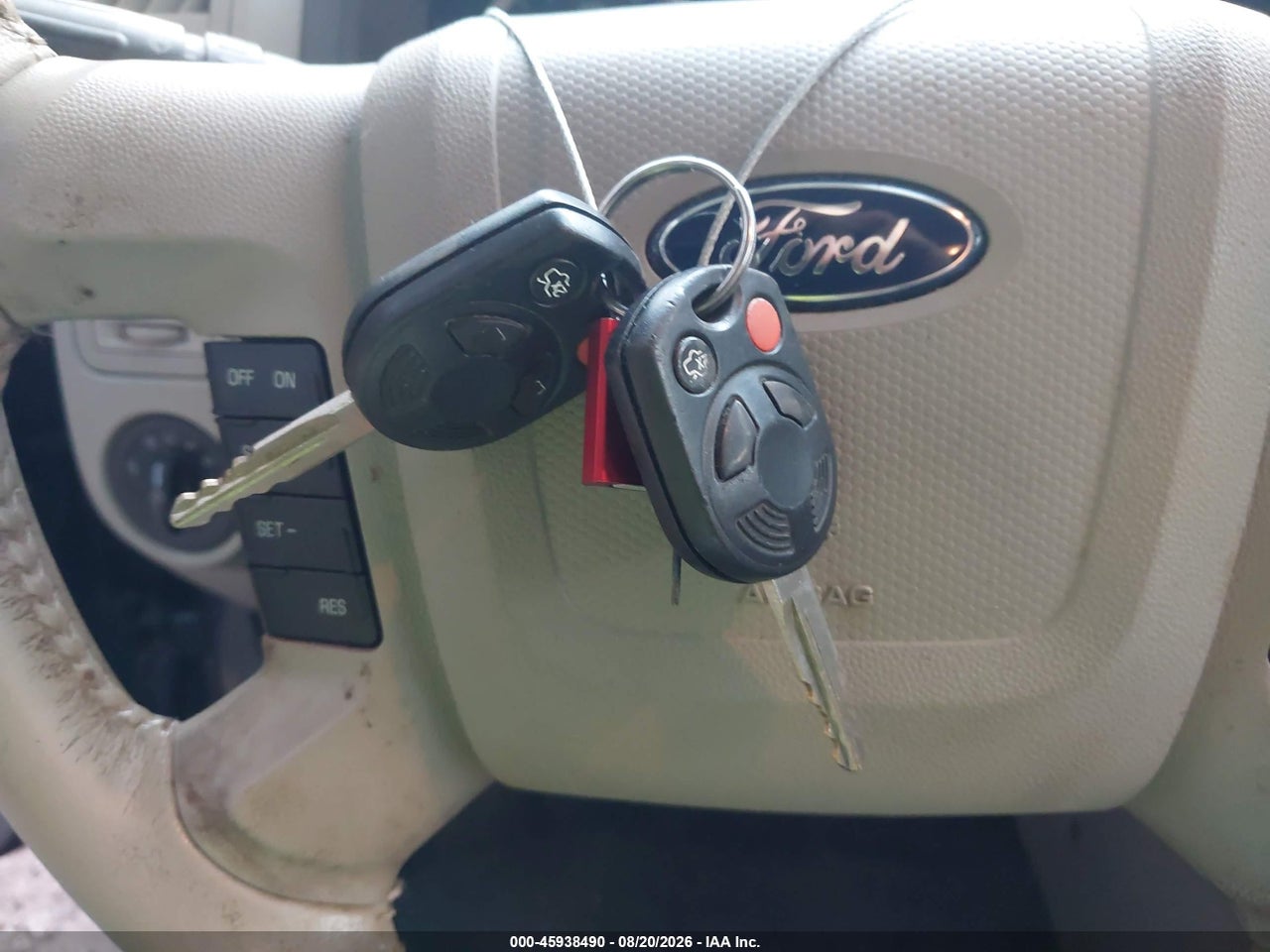 1FMCU0D74CK****** · 2012 FORD ESCAPE XLT · 11/11