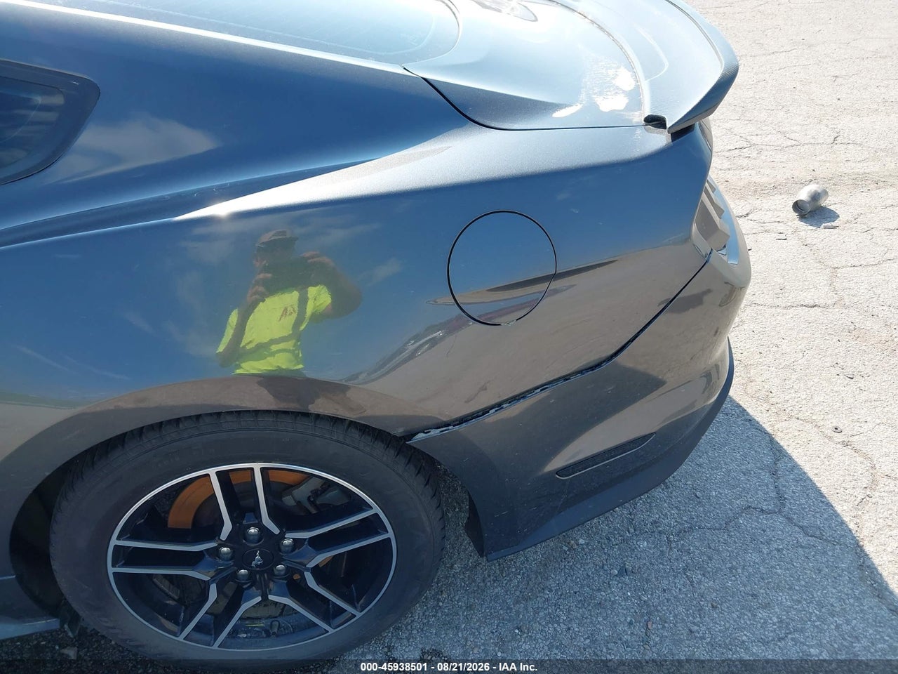 2020 FORD MUSTANG GT FASTBACK · 6/10