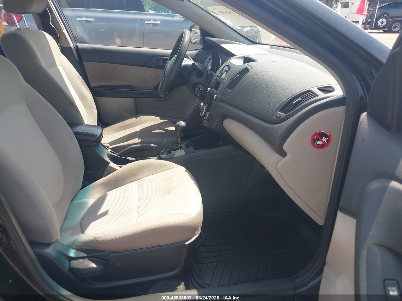 2010 KIA FORTE EX · 5/11