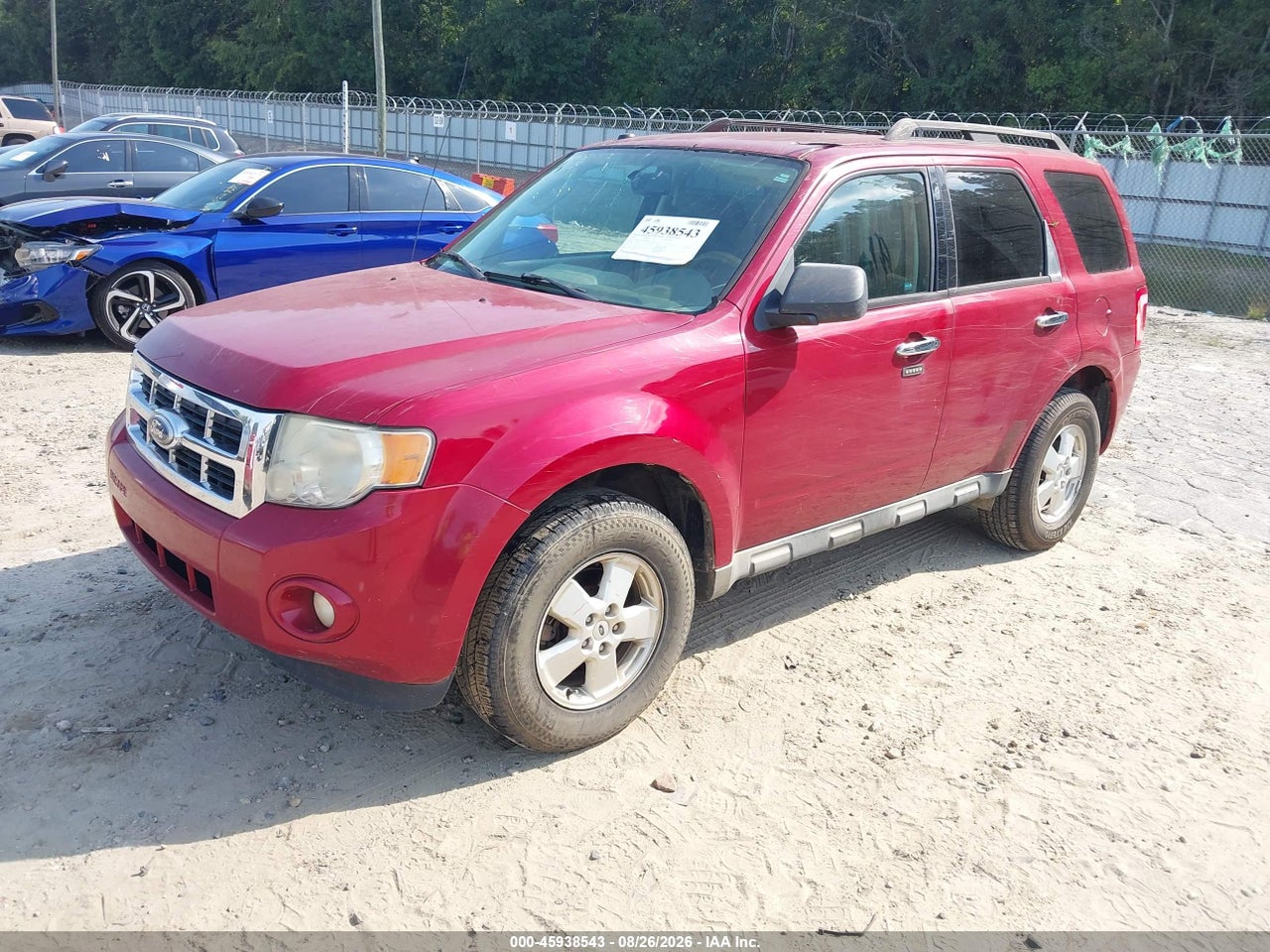 2010 FORD ESCAPE XLT · 2/11