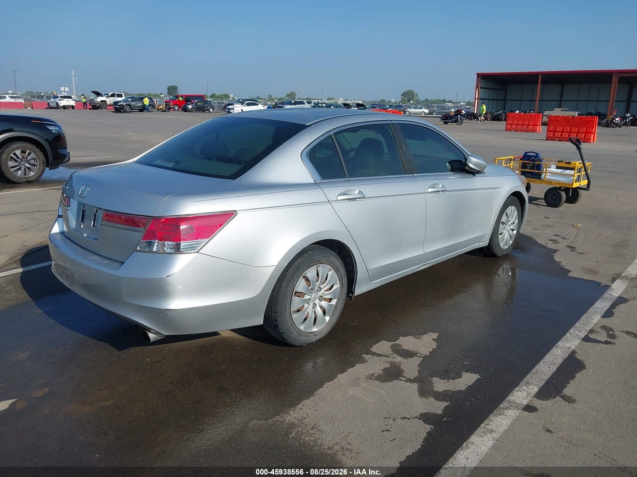 2011 HONDA ACCORD 2.4 LX · 4/11