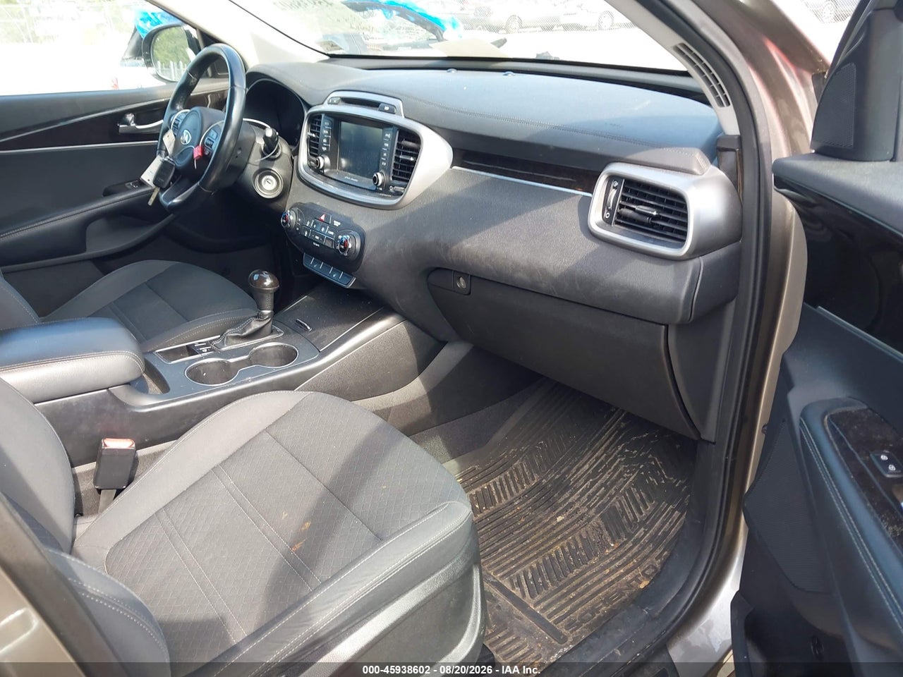 2018 KIA SORENTO 2.4L LX · 5/11