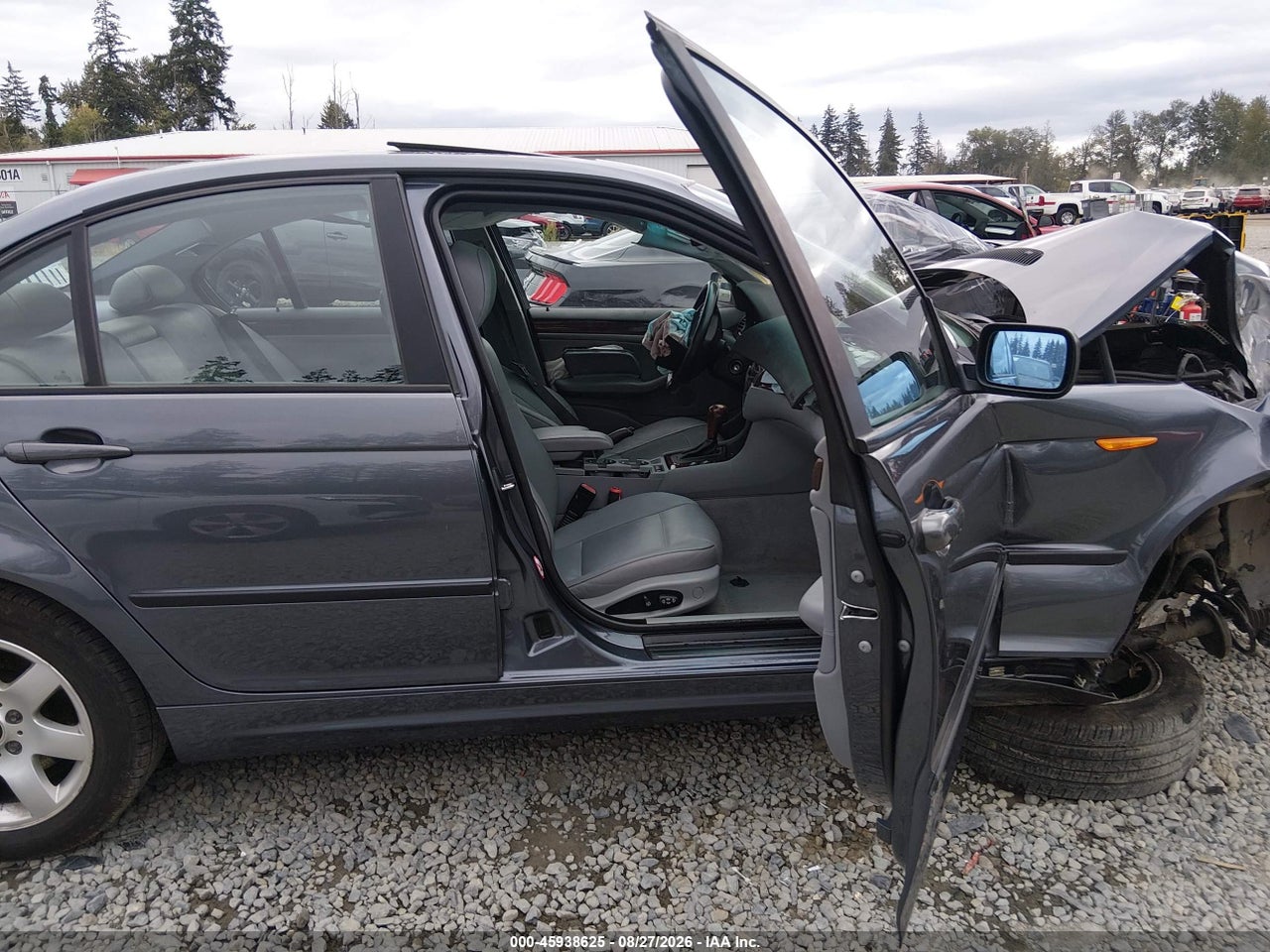 2002 BMW 325XI · 5/10
