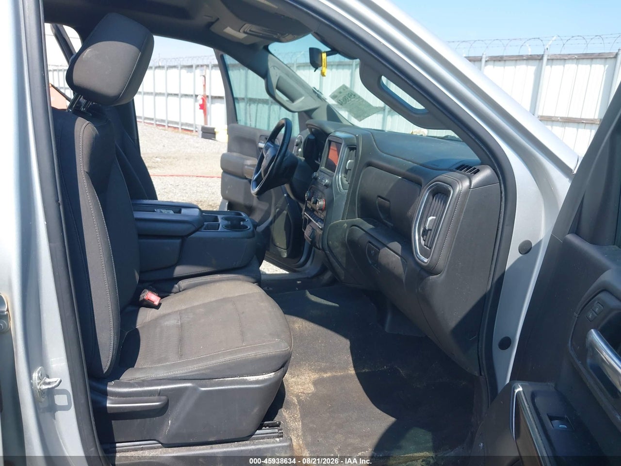 2019 CHEVROLET SILVERADO 1500 LT · 5/11
