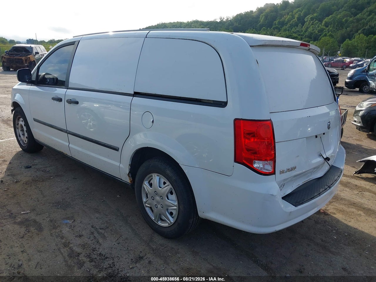 2014 RAM CARGO TRADESMAN · 3/11