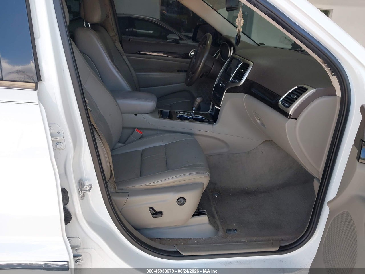 2013 JEEP GRAND CHEROKEE LAREDO · 5/11