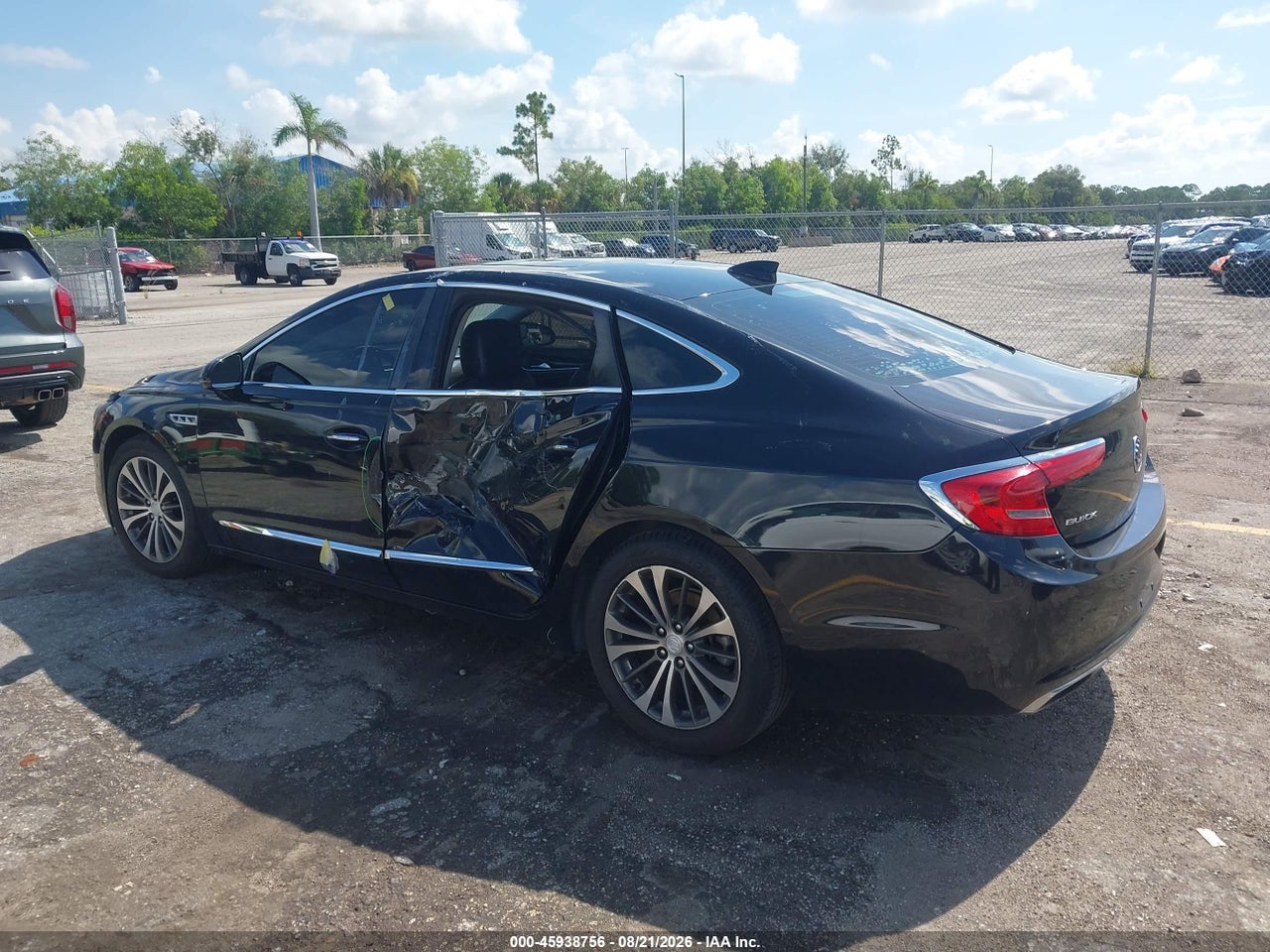 2017 BUICK LACROSSE ESSENCE · 3/11