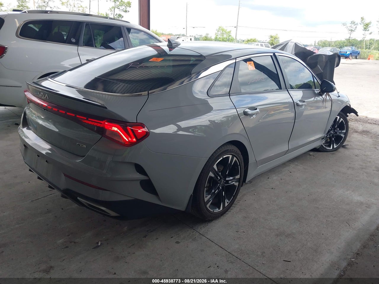 2023 KIA K5 GT-LINE · 4/10