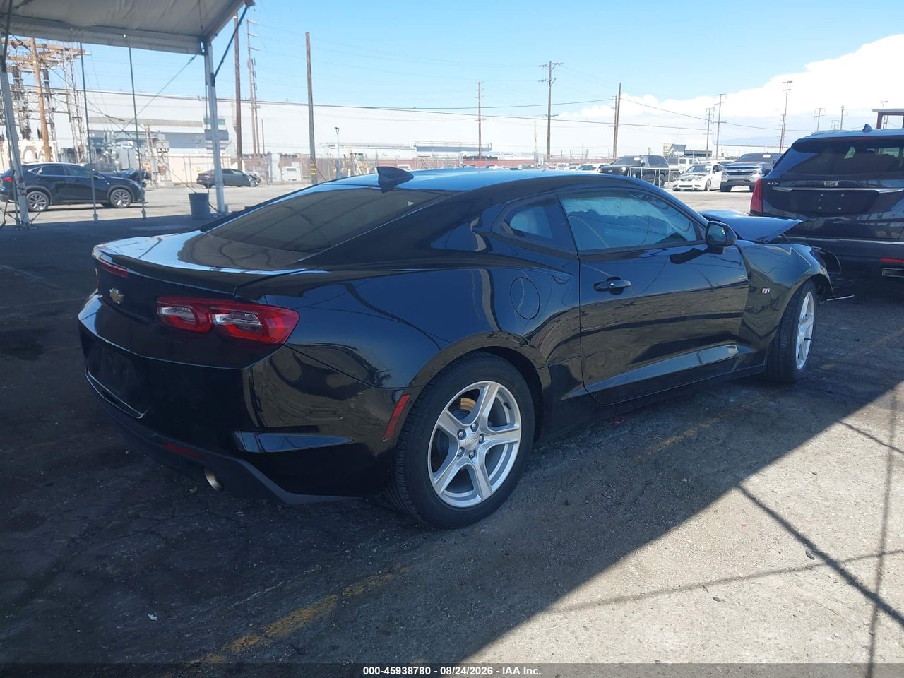 2023 CHEVROLET CAMARO RWD  1LT · 4/10