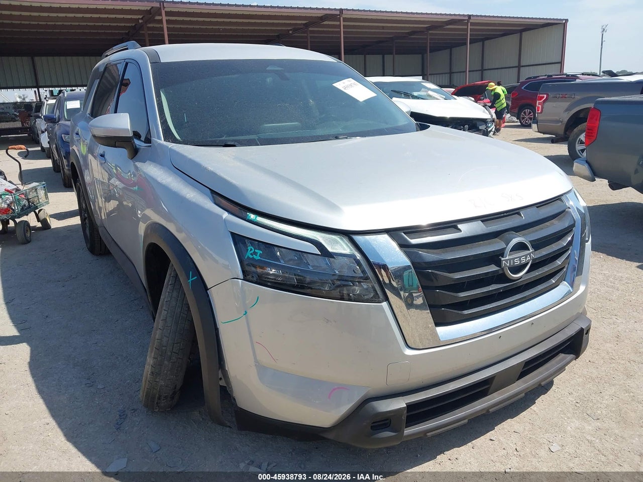 2023 NISSAN PATHFINDER SV FWD