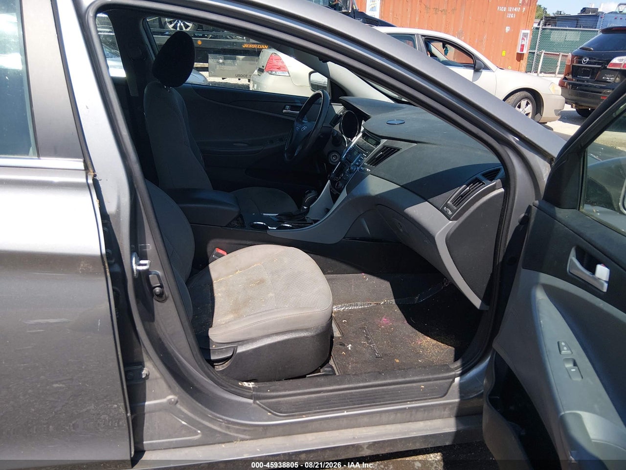 2013 HYUNDAI SONATA GLS · 5/11