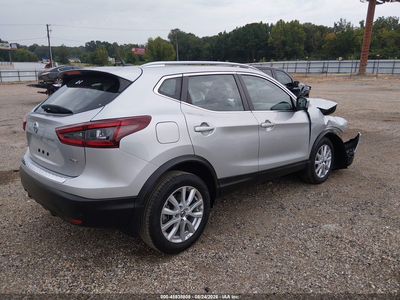 2022 NISSAN ROGUE SPORT SV FWD XTRONIC CVT · 4/10