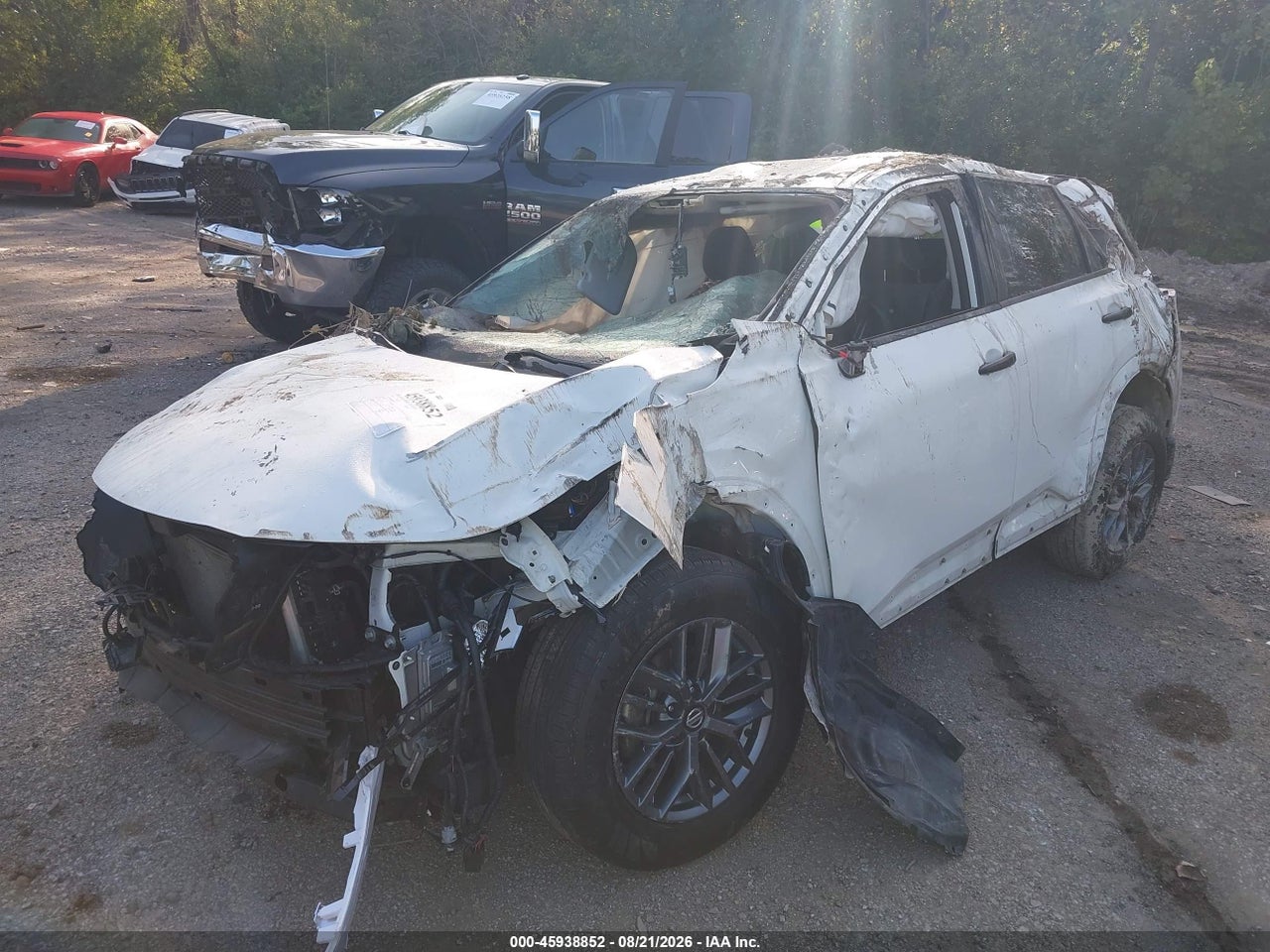 2021 NISSAN ROGUE S INTELLIGENT AWD · 2/10