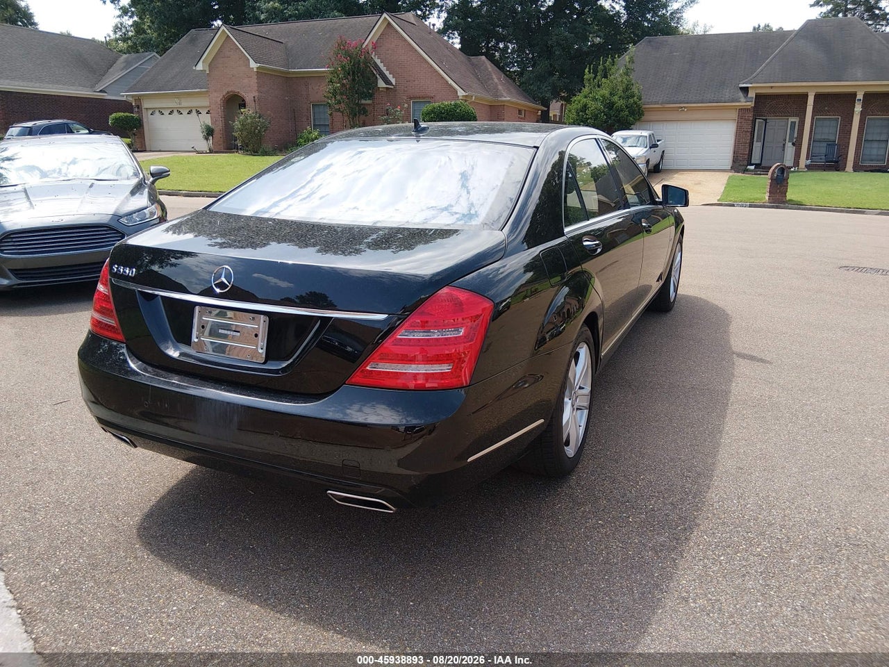 2012 MERCEDES-BENZ S 550   · 4/11