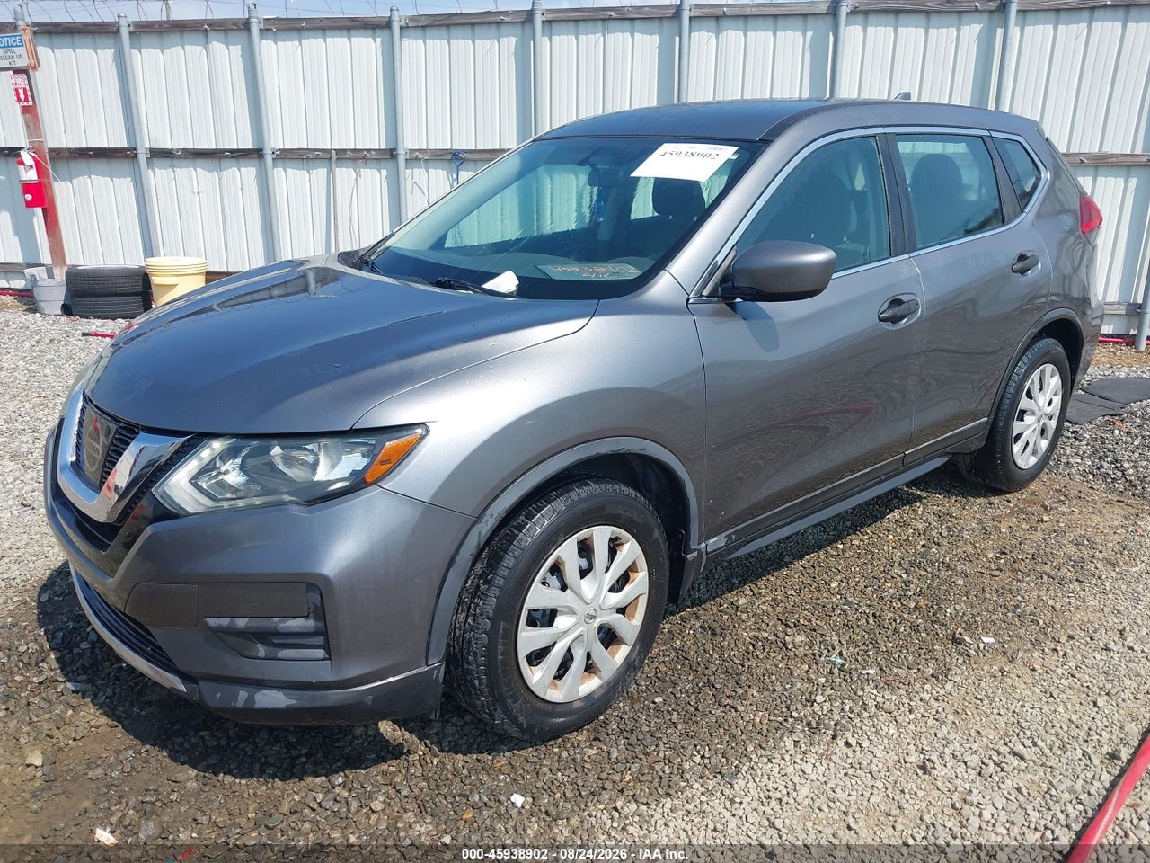 2017 NISSAN ROGUE S · 2/11
