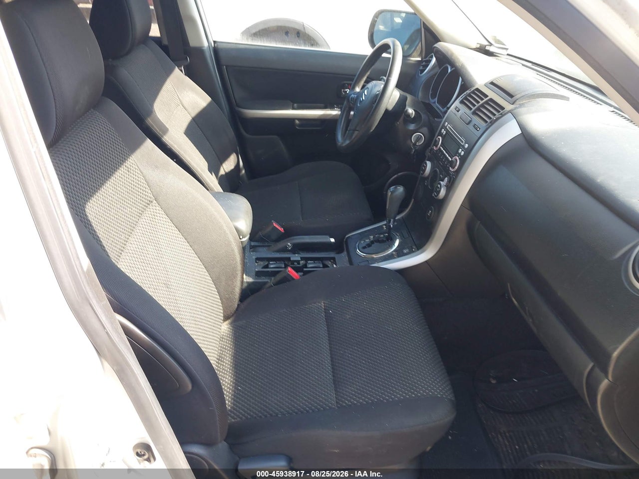2012 SUZUKI GRAND VITARA PREMIUM · 5/11