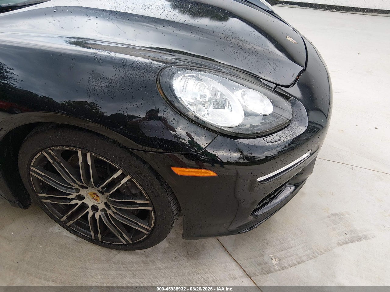 WP0AA2A71GL****** · 2016 PORSCHE PANAMERA 4 · 6/11