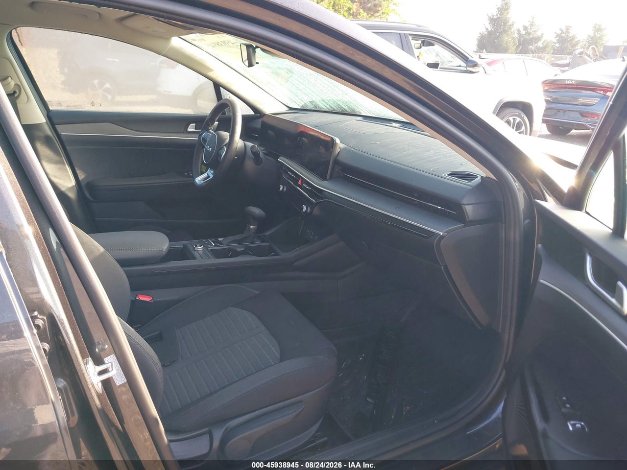 2025 KIA K5 LXS · 5/11