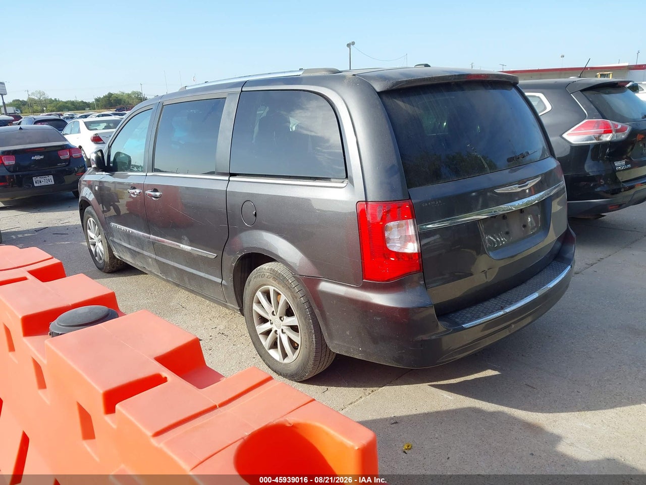2014 CHRYSLER TOWN &amp; COUNTRY TOURING-L 30TH ANNIVERSARY · 3/11