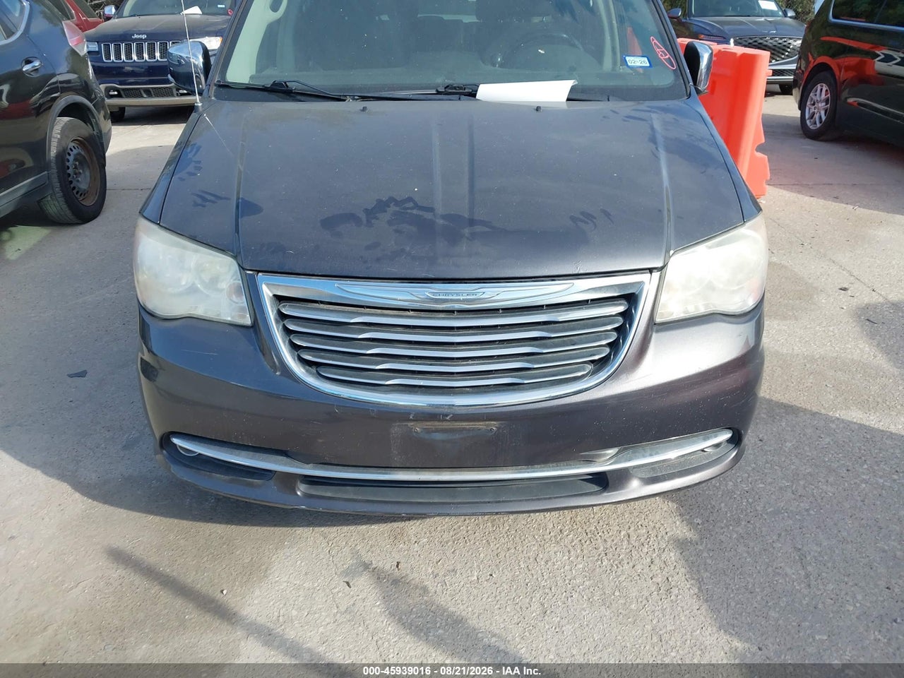 2014 CHRYSLER TOWN &amp; COUNTRY TOURING-L 30TH ANNIVERSARY · 6/11