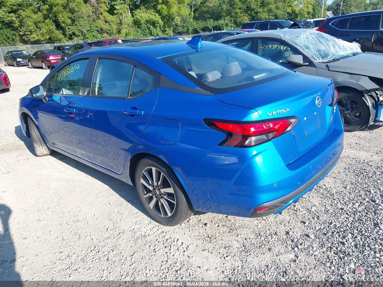 2021 NISSAN VERSA SV XTRONIC CVT · 3/11