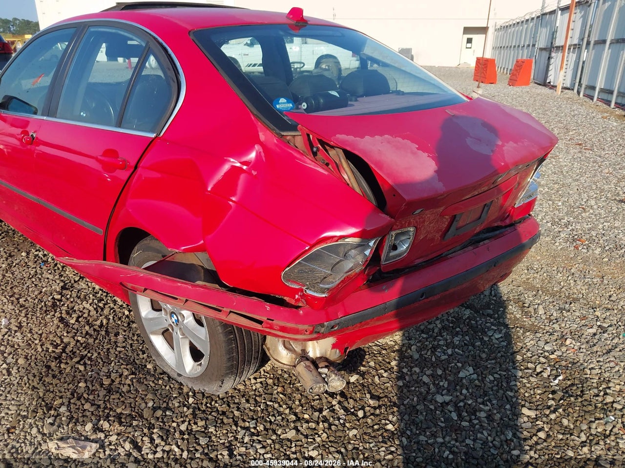 2005 BMW 330XI · 6/11