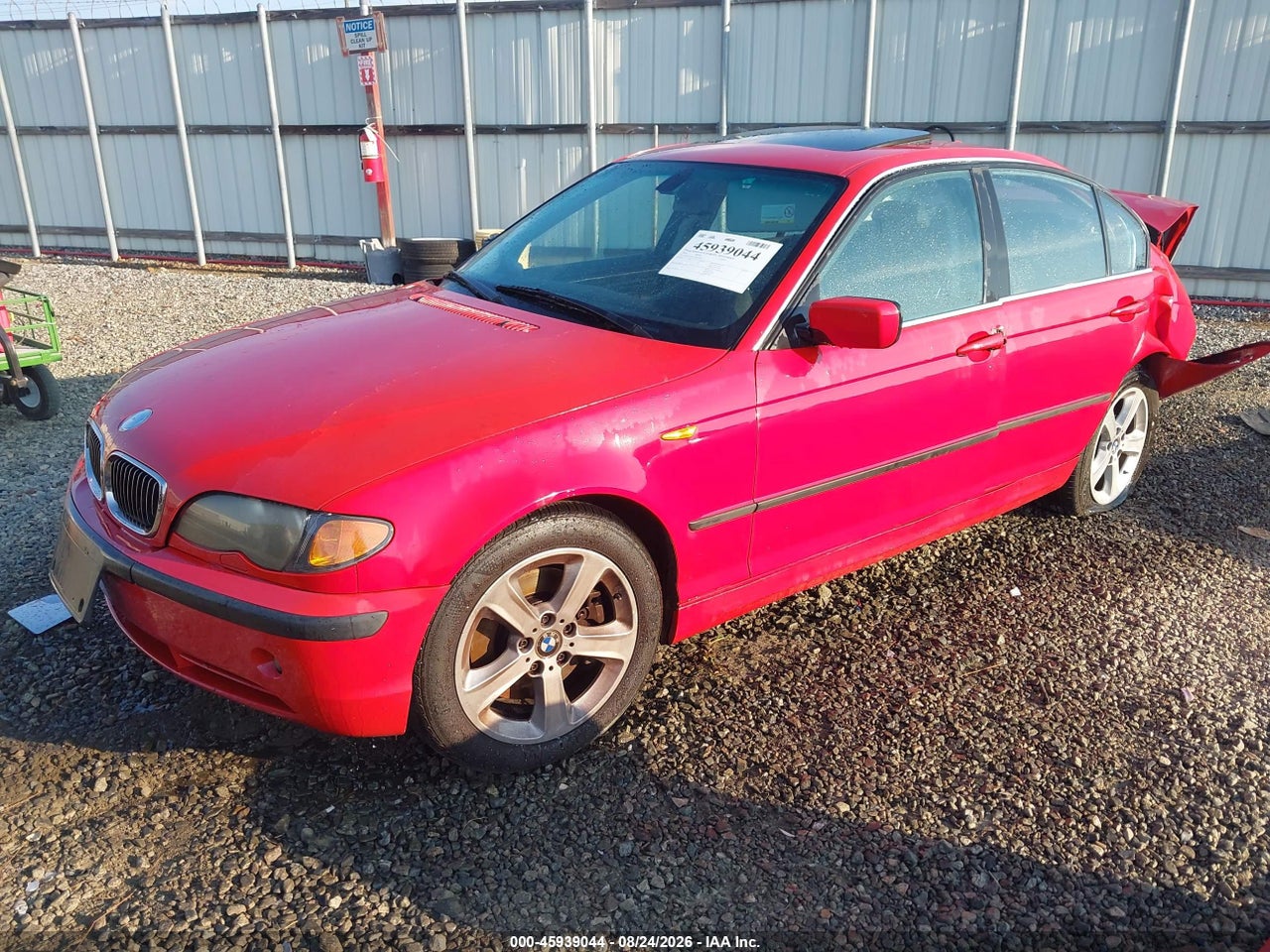2005 BMW 330XI · 2/11