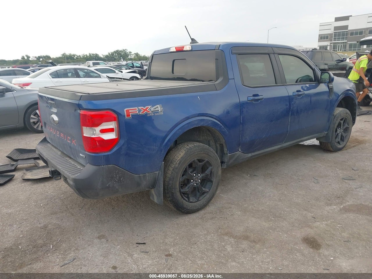 2023 FORD MAVERICK LARIAT · 4/11