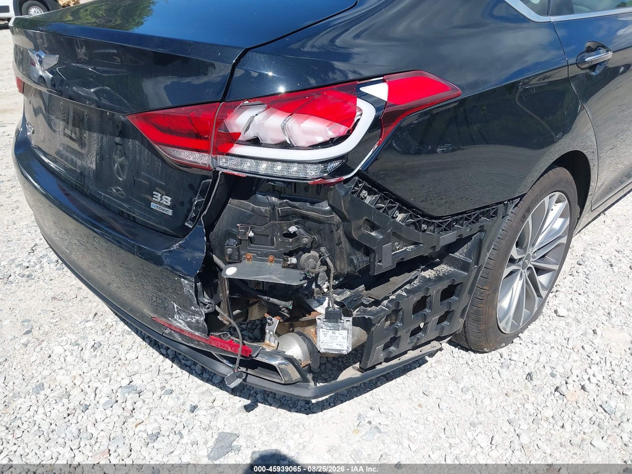 2017 GENESIS G80 3.8 · 6/11