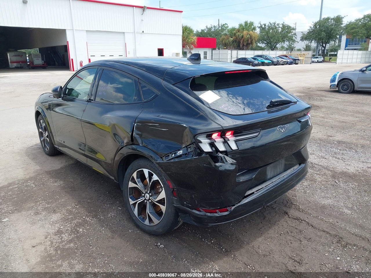 2023 FORD MUSTANG MACH-E PREMIUM · 6/11
