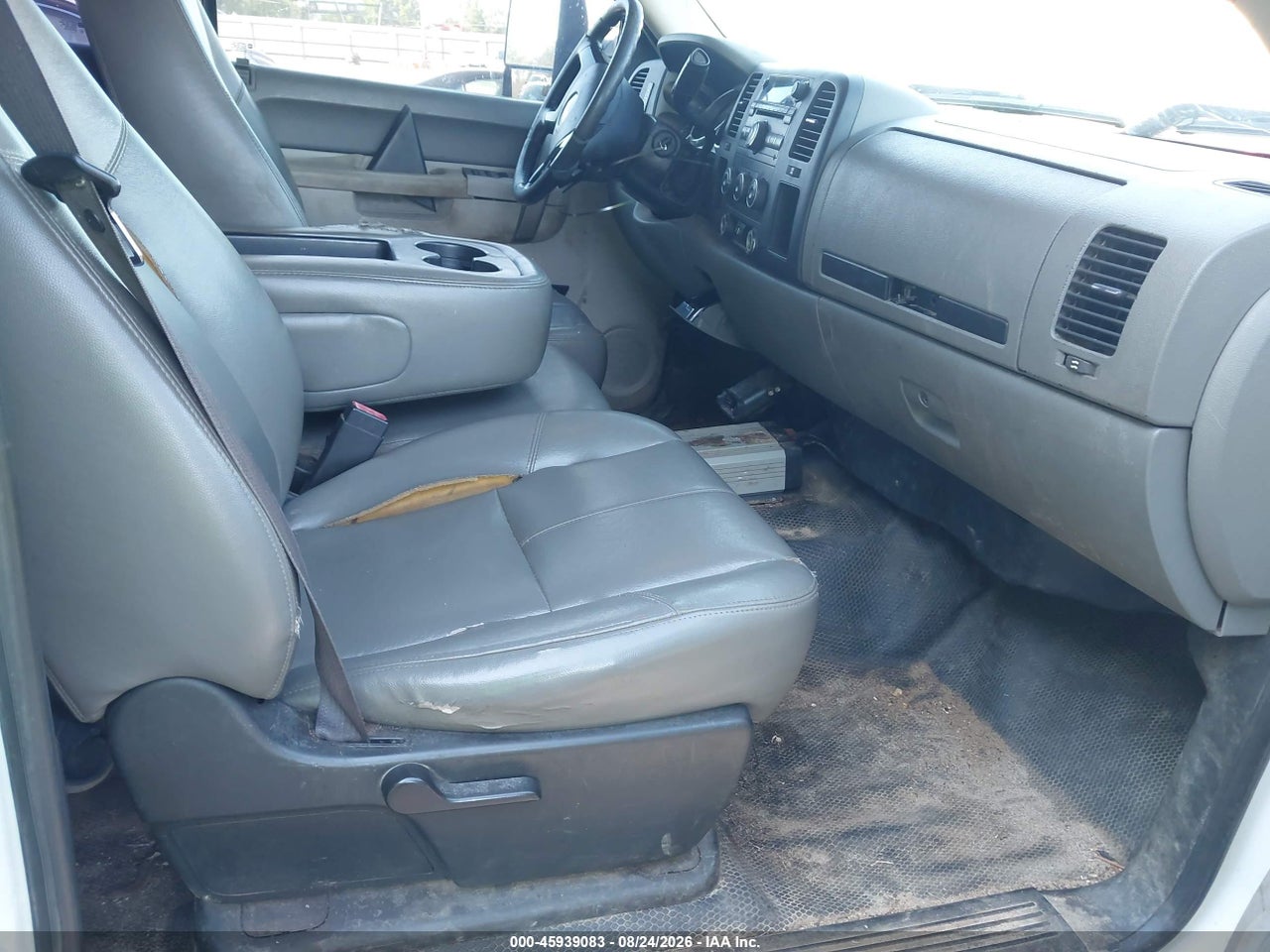 2011 CHEVROLET SILVERADO 2500HD WORK TRUCK · 5/11