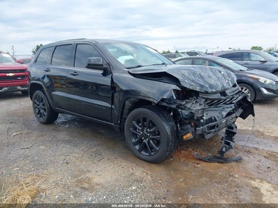 1C4RJFAG5JC****** · 2018 JEEP GRAND CHEROKEE ALTITUDE 4X4