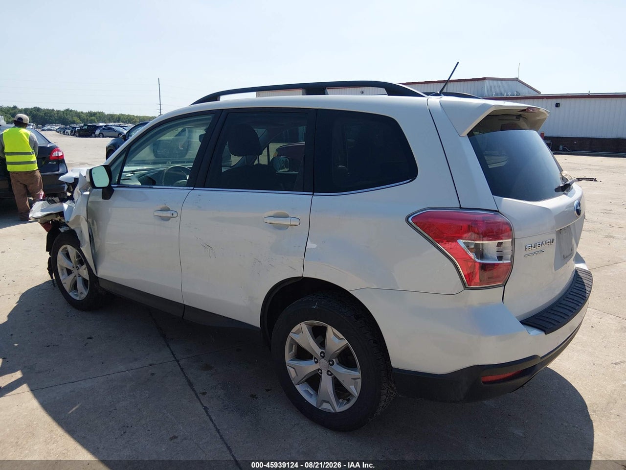 2015 SUBARU FORESTER 2.5I LIMITED · 3/7