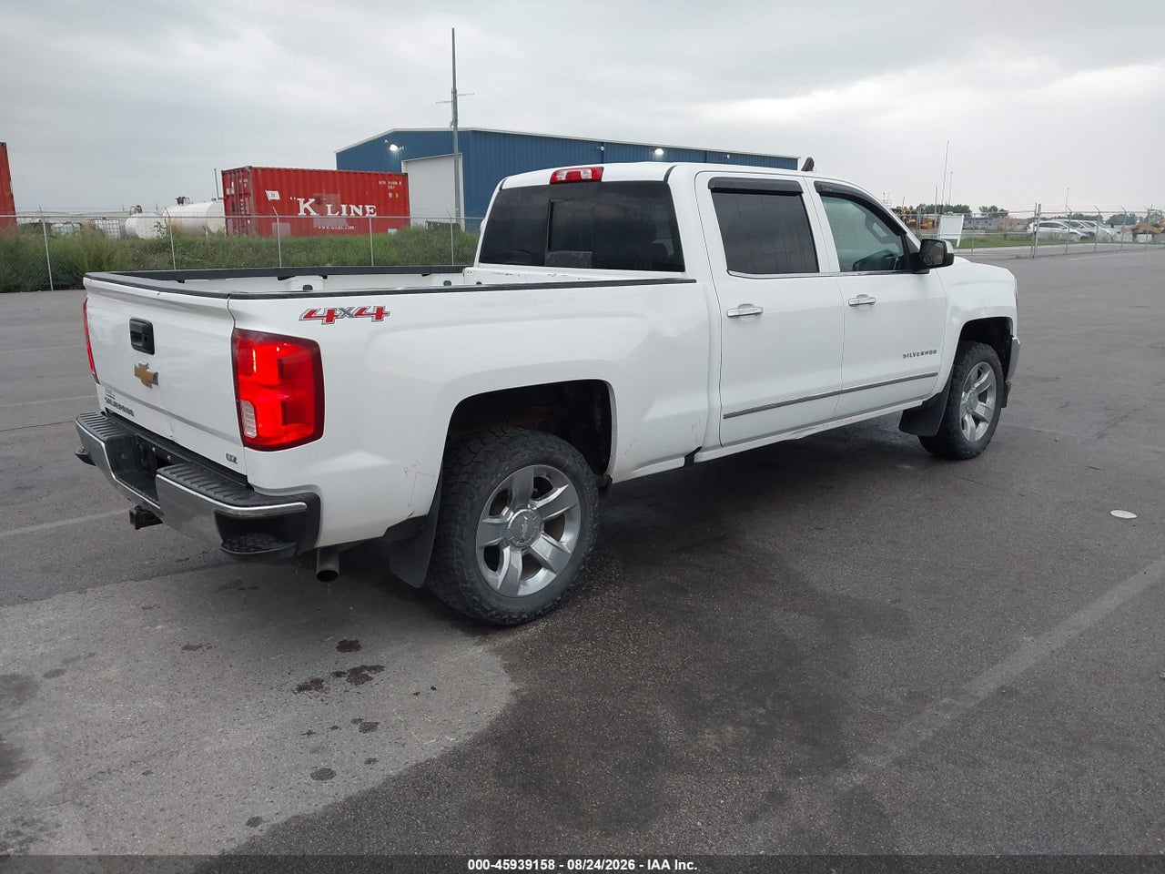 2017 CHEVROLET SILVERADO 1500 LTZ · 4/11
