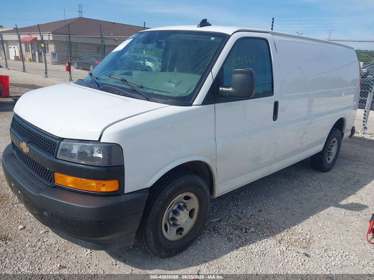 2021 CHEVROLET EXPRESS CARGO RWD 2500 REGULAR WHEELBASE WT · 2/11